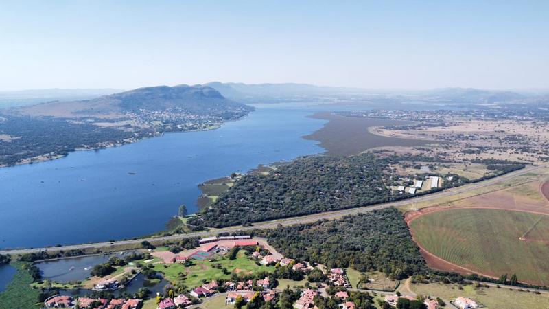 4 Bedroom Property for Sale in Hartbeespoort Rural North West